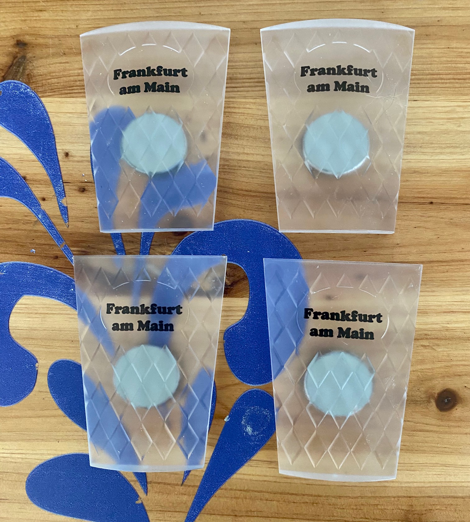 Frankfurt am Main - Kühlschrankmagnete bei Bembeltown - Hessen Souvenirs und mehr #Bembel #Geschenke #Giveaways