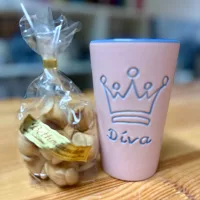 Diva Becher mit original Frankfurter Bethmännchen von Bembeltown #Bethmännchen #Bethmaennchen